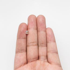 1.01ct 5.55x4.93x4.02mm SI2 C2 Cushion Brilliant 20705-07