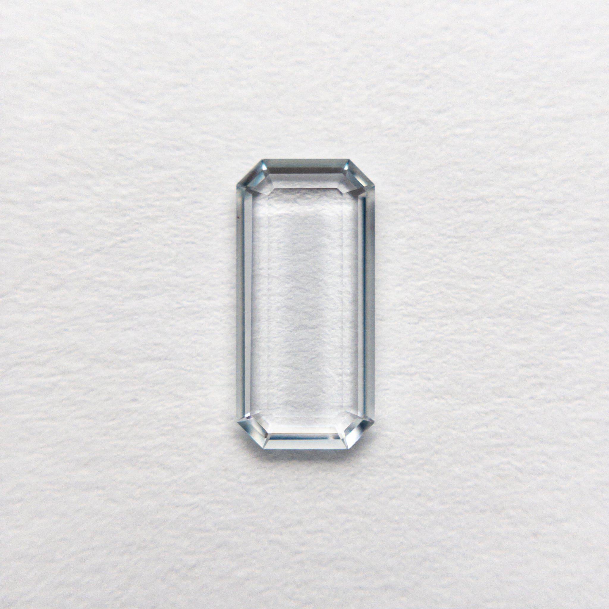 0.64ct 8.69x4.13x1.18mm Cut Corner Rectangle Portrait Cut Sapphire 20764-01