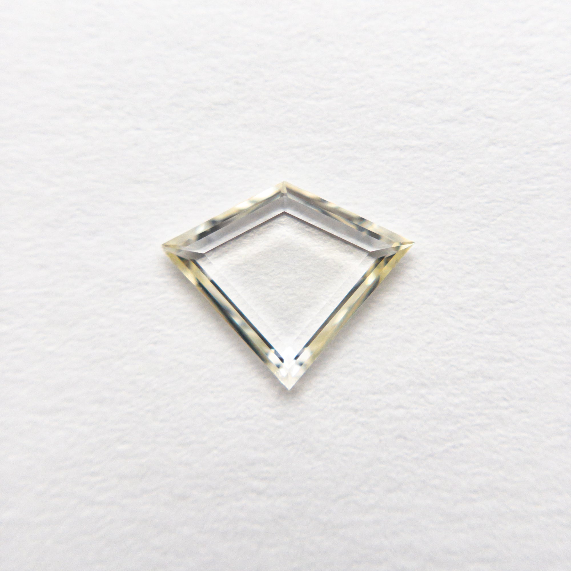 0.51ct 6.71x8.14x1.22mm Kite Portrait Cut Sapphire 20781-01