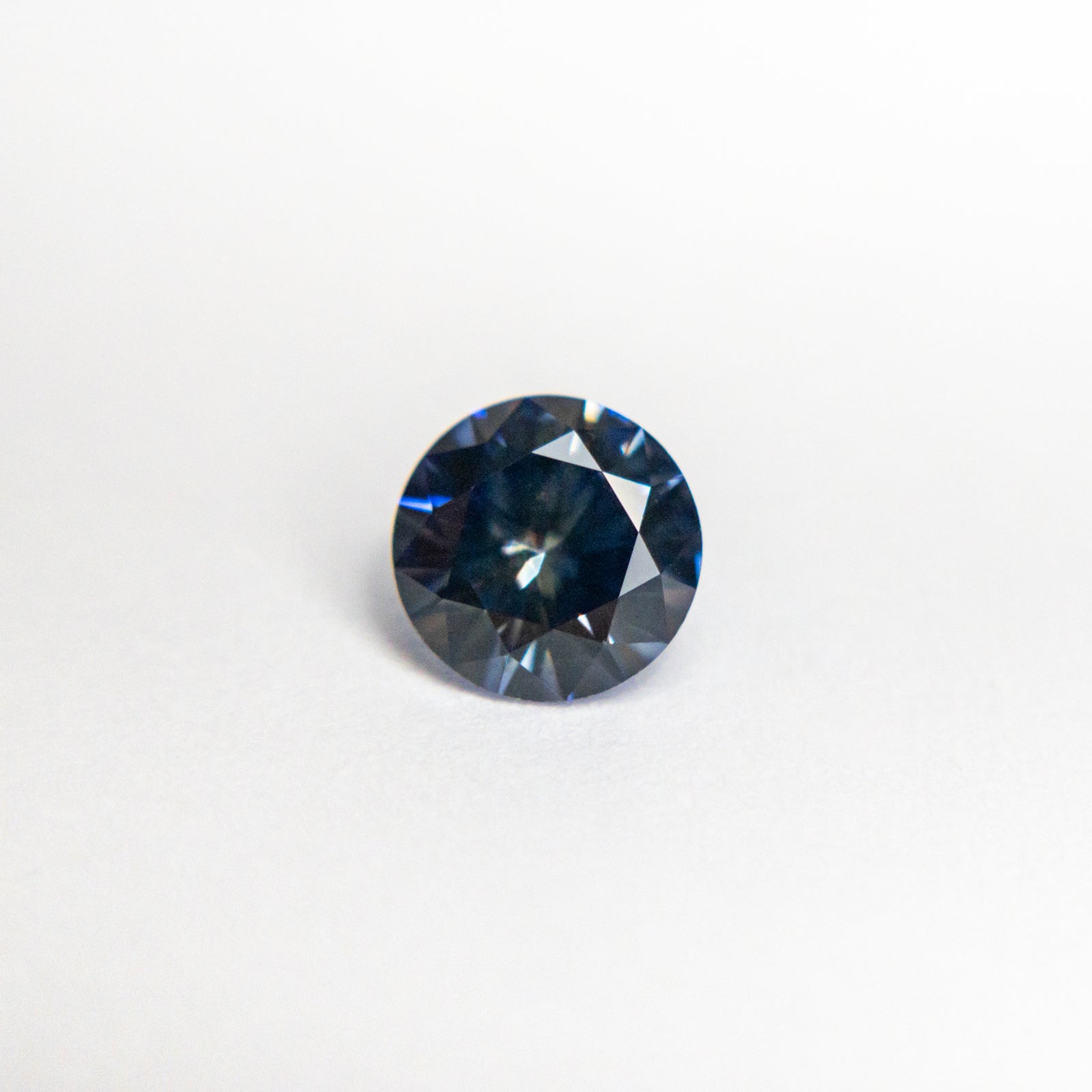 0.66ct 5.27x5.25x3.31mm Round Brilliant Sapphire 20789-01