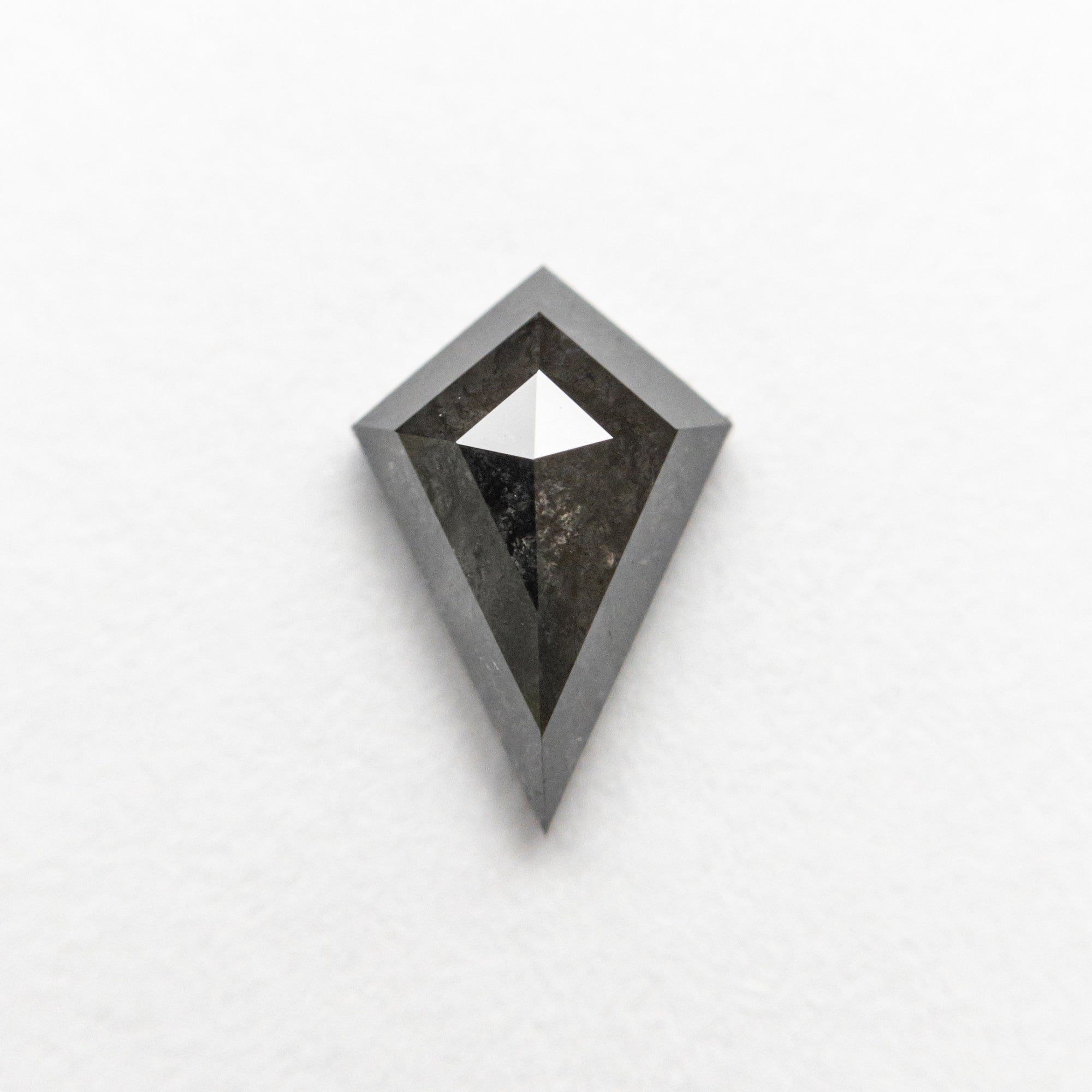 0.70ct 8.05x5.38x2.71mm Kite Rosecut 20916-02