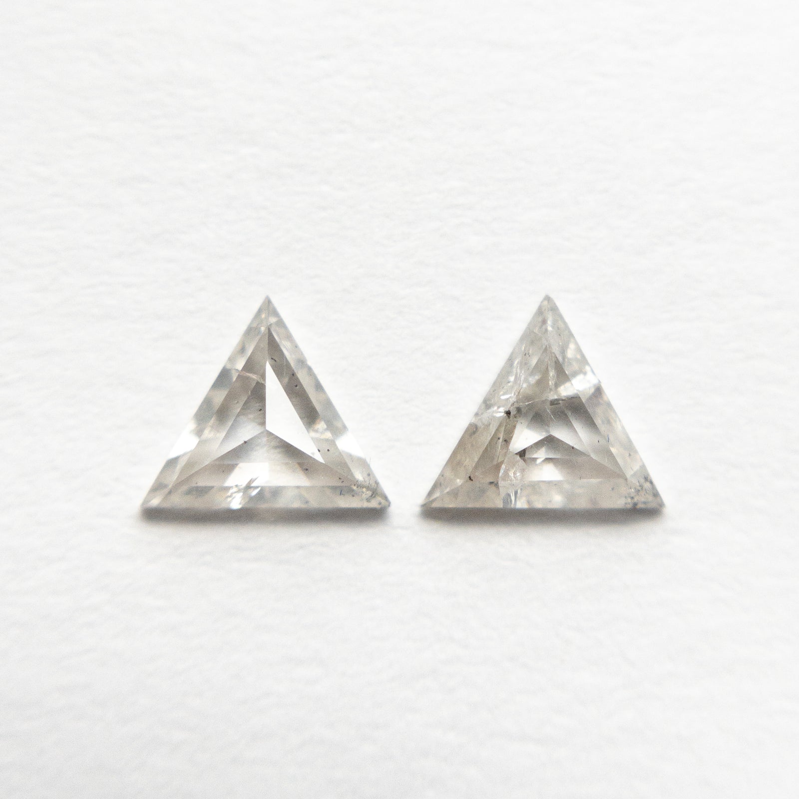 0.59cttw 2pc 4.82x5.73x1.78mm 4.86x5.63x1.92mm Triangle Rosecut Matching Pair 20950-08