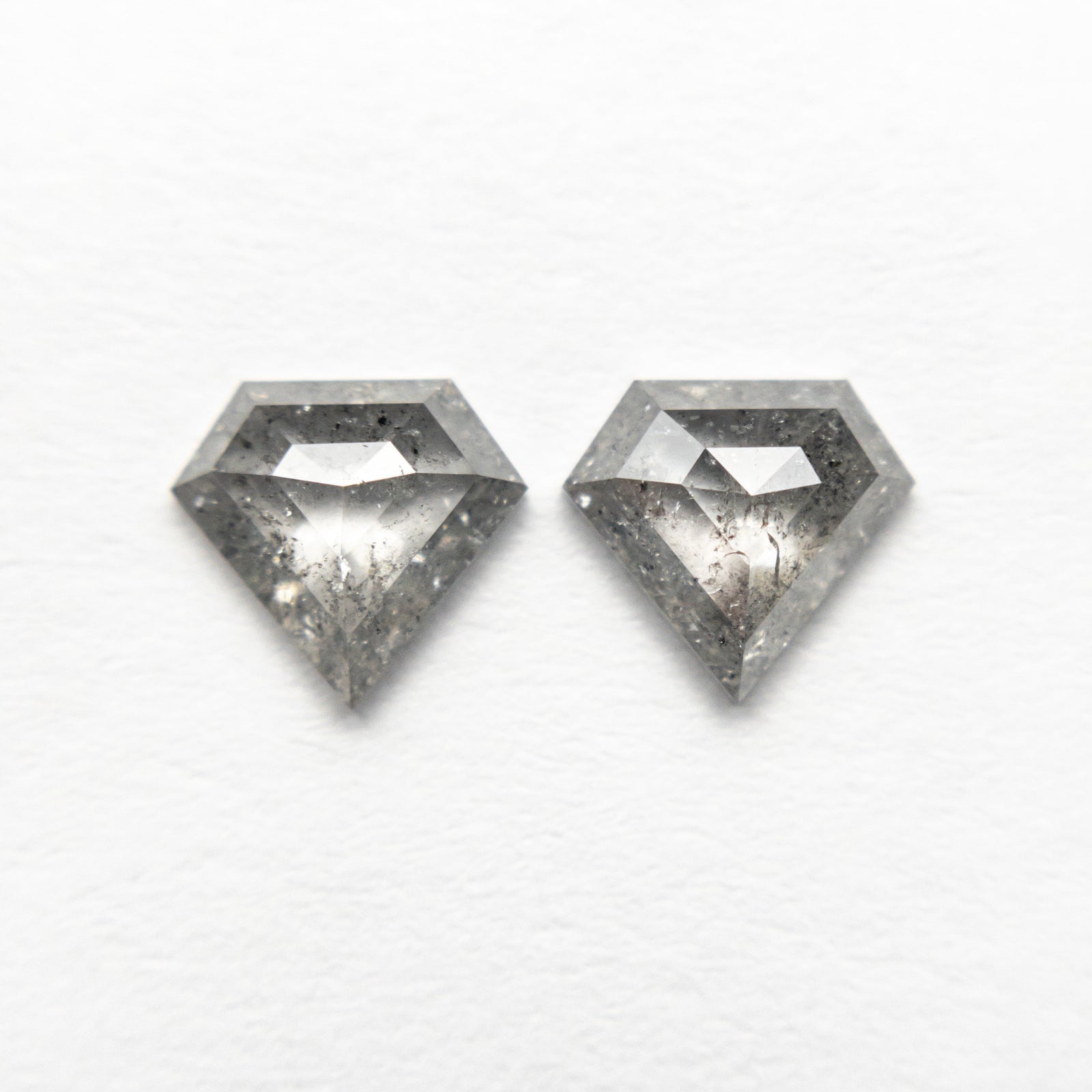 0.99cttw 2pc 5.63x6.06x2.11mm 5.53x6.05x2.13mm Shield Rosecut Matching Pair 20951-35