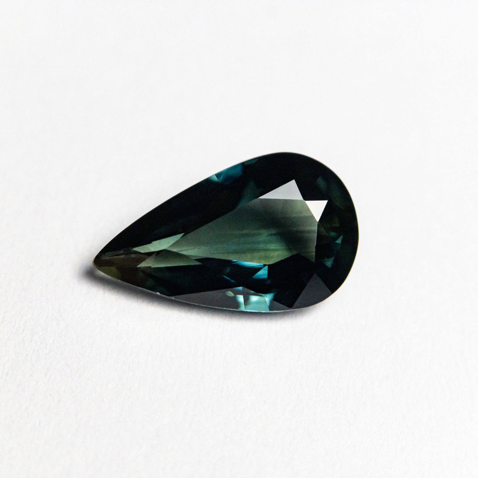 1.11ct 9.25x5.47x2.89mm Pear Brilliant Cut Sapphire 20994-15