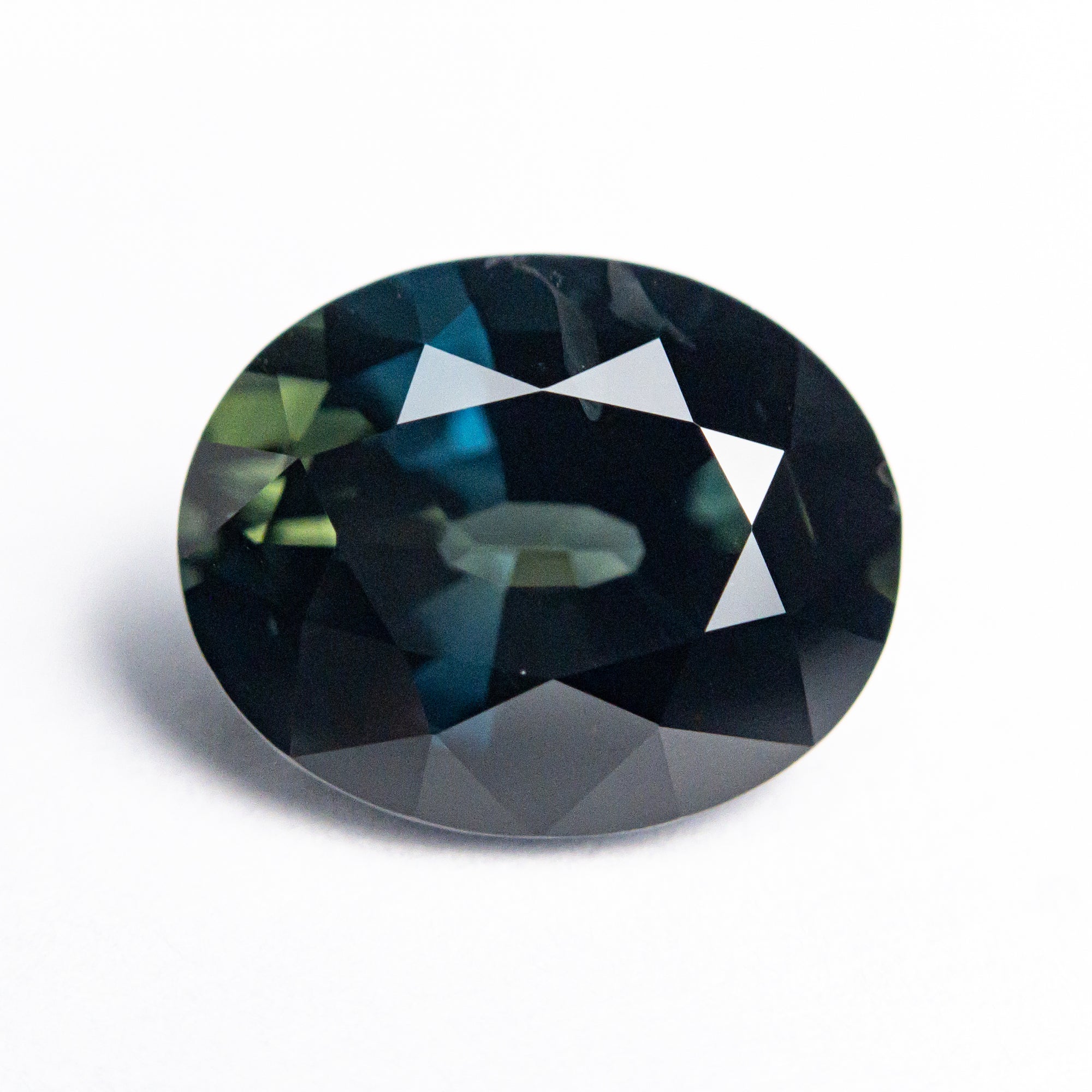 4.47ct 11.13x8.97x5.87mm Oval Brilliant Sapphire 20996-01