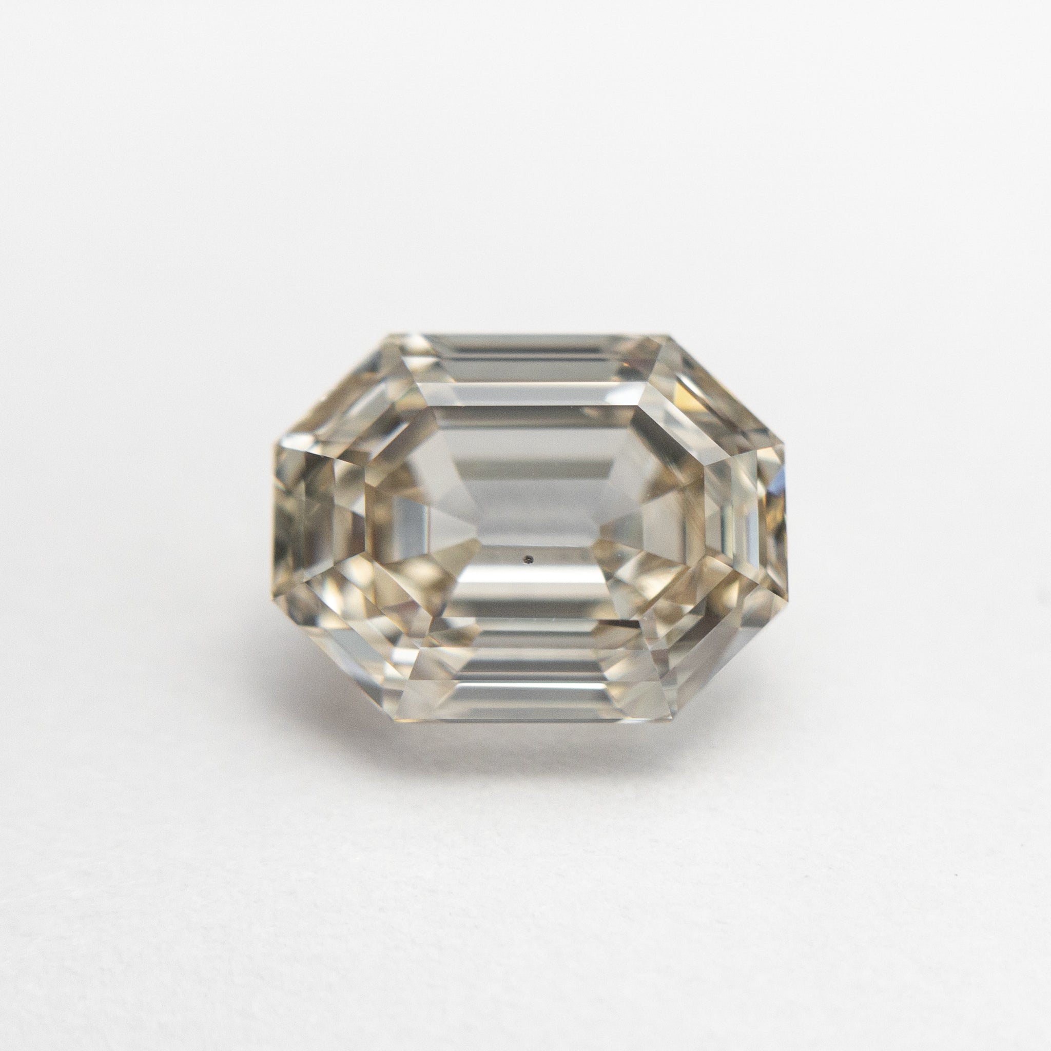 4.15ct Rough Diamond 21-21-13 🇨🇦 - Misfit Diamonds