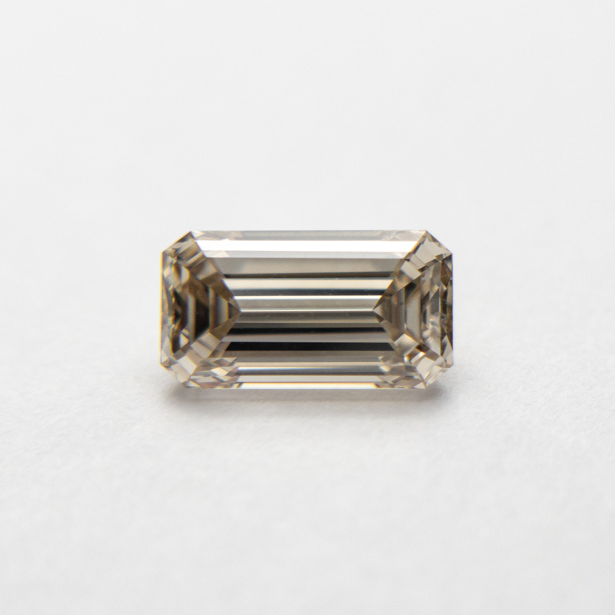 3.31ct Rough Diamond 21-21-45 🇨🇦 - Misfit Diamonds