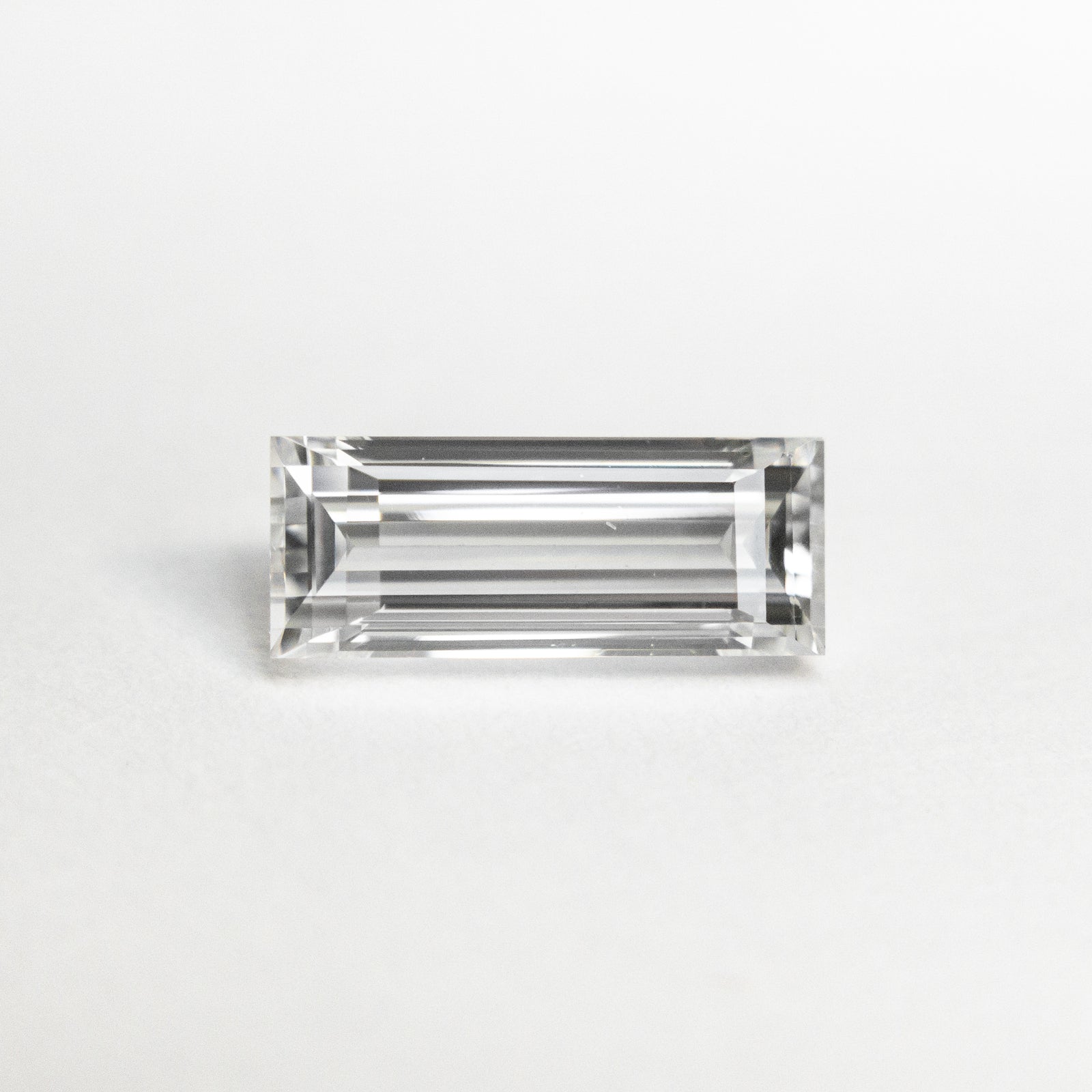 1.00ct 8.85x3.57x2.89mm GIA VS2 D Baguette Step Cut 🇨🇦 21166-01