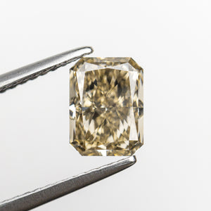 1.33ct 7.35x5.47x3.55mm GIA VS1 Champagne Cut Corner Rectangle Brilliant 21598-01