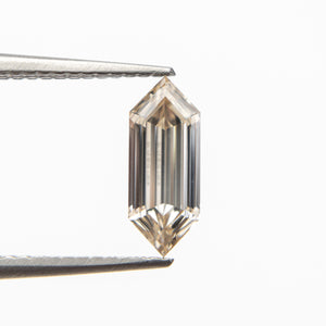0.87ct 9.87x3.88x2.56mm VS2 Hexagon Step Cut 19164-14 🇨🇦 - Misfit Diamonds