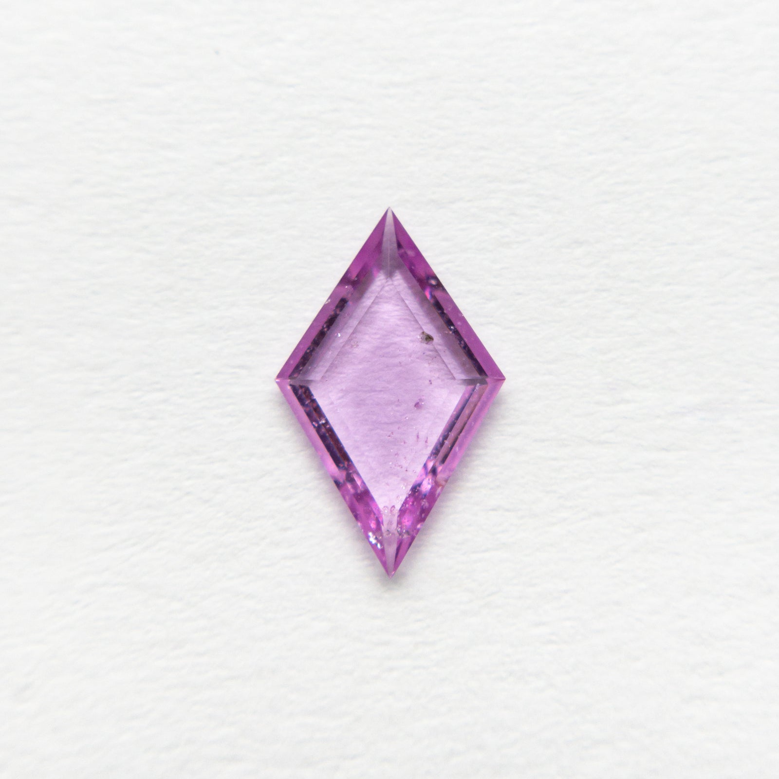 0.36ct 8.47x5.26x1.14mm Kite Portrait Cut Sapphire 22085-01