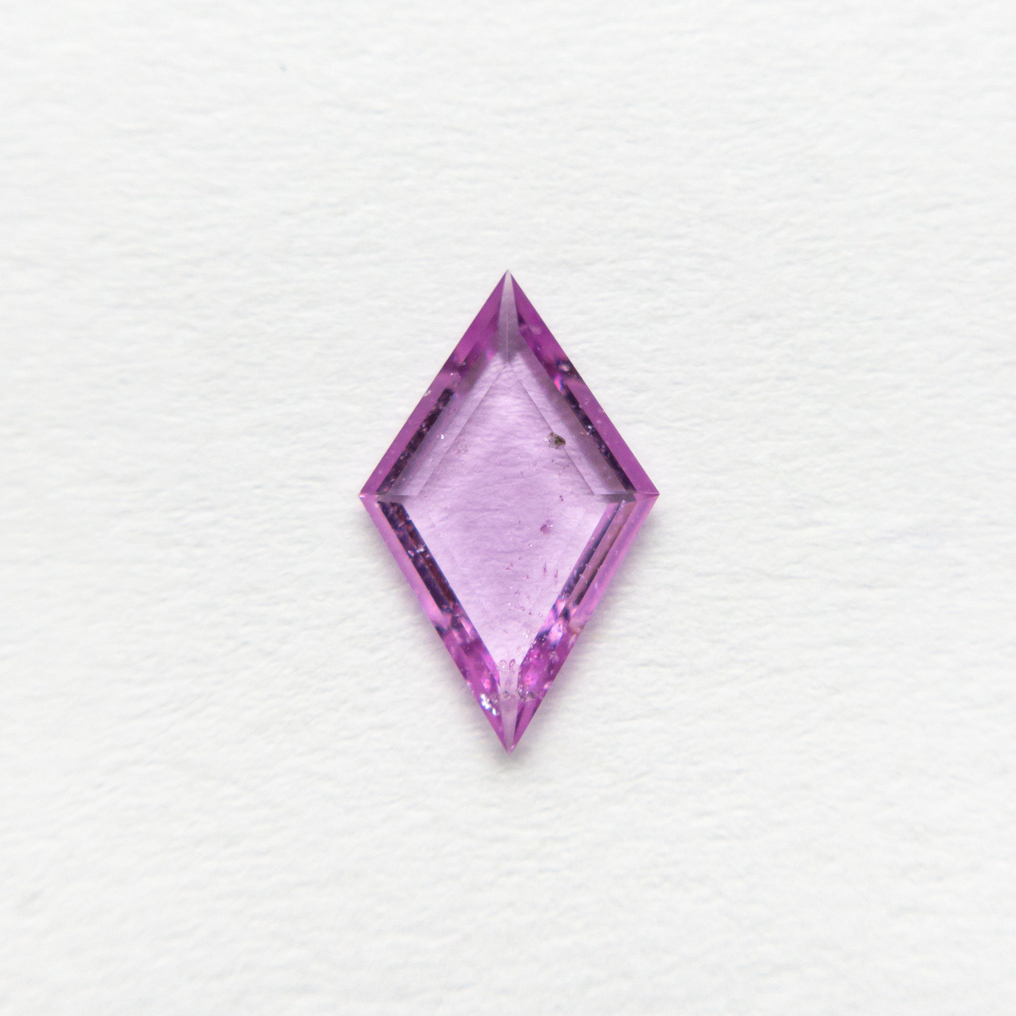 0.36ct 8.47x5.26x1.14mm Kite Portrait Cut Sapphire 22085-01