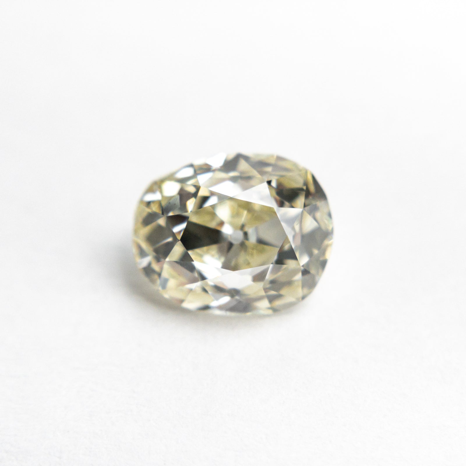 1.76ct 8.00x6.49x4.70mm VS2 O-P Antique Old Mine Cut 22228-01