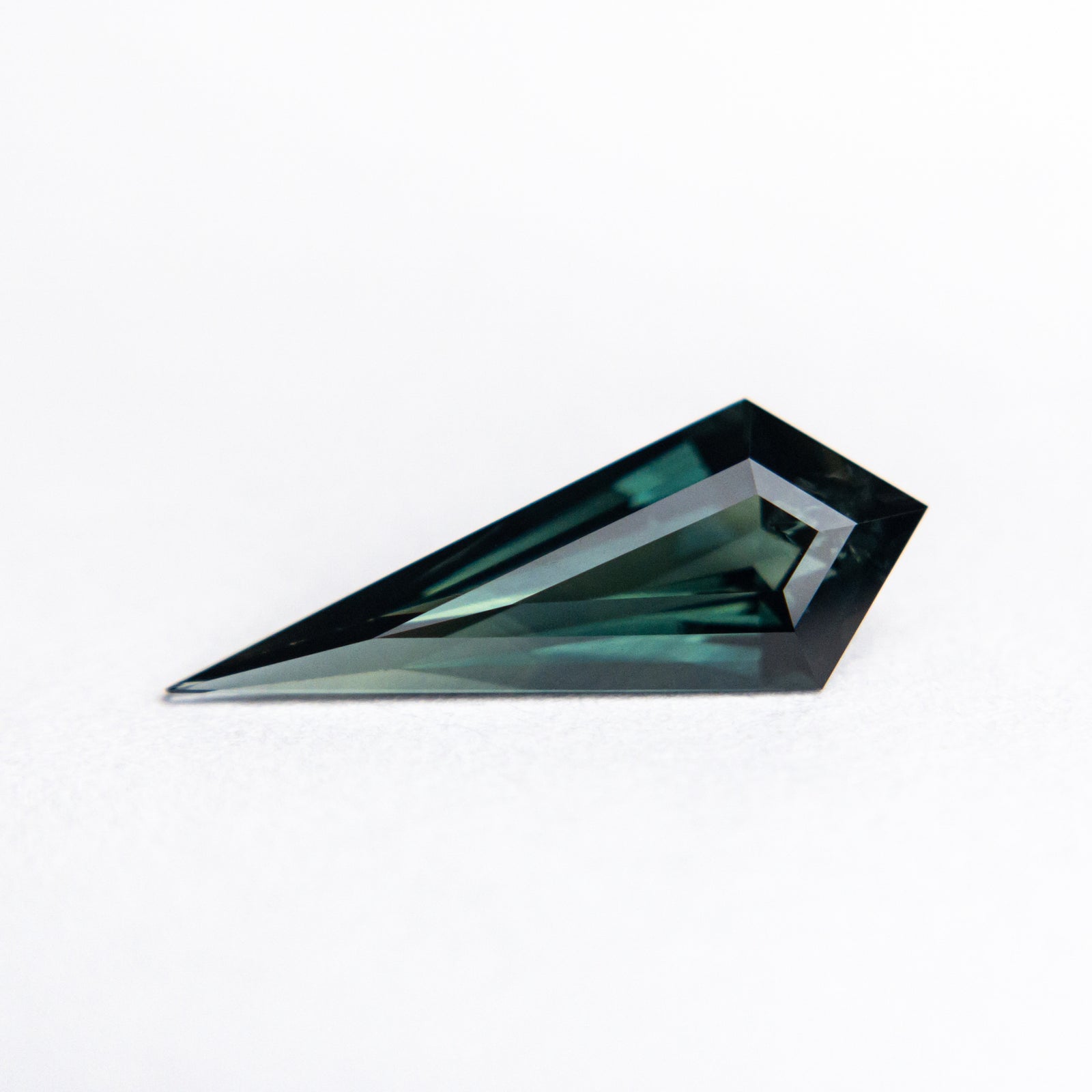 1.14ct 13.19x5.13x3.28mm Kite Step Cut Sapphire 22267-09 🇦🇺