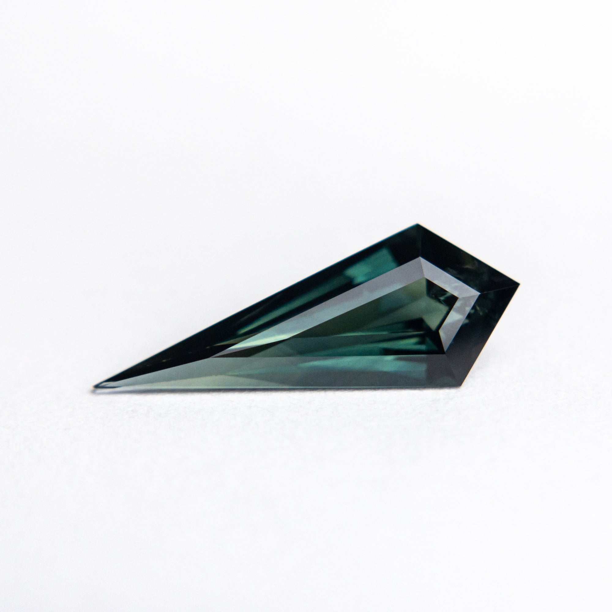 1.14ct 13.19x5.13x3.28mm Kite Step Cut Sapphire 22267-09 🇦🇺
