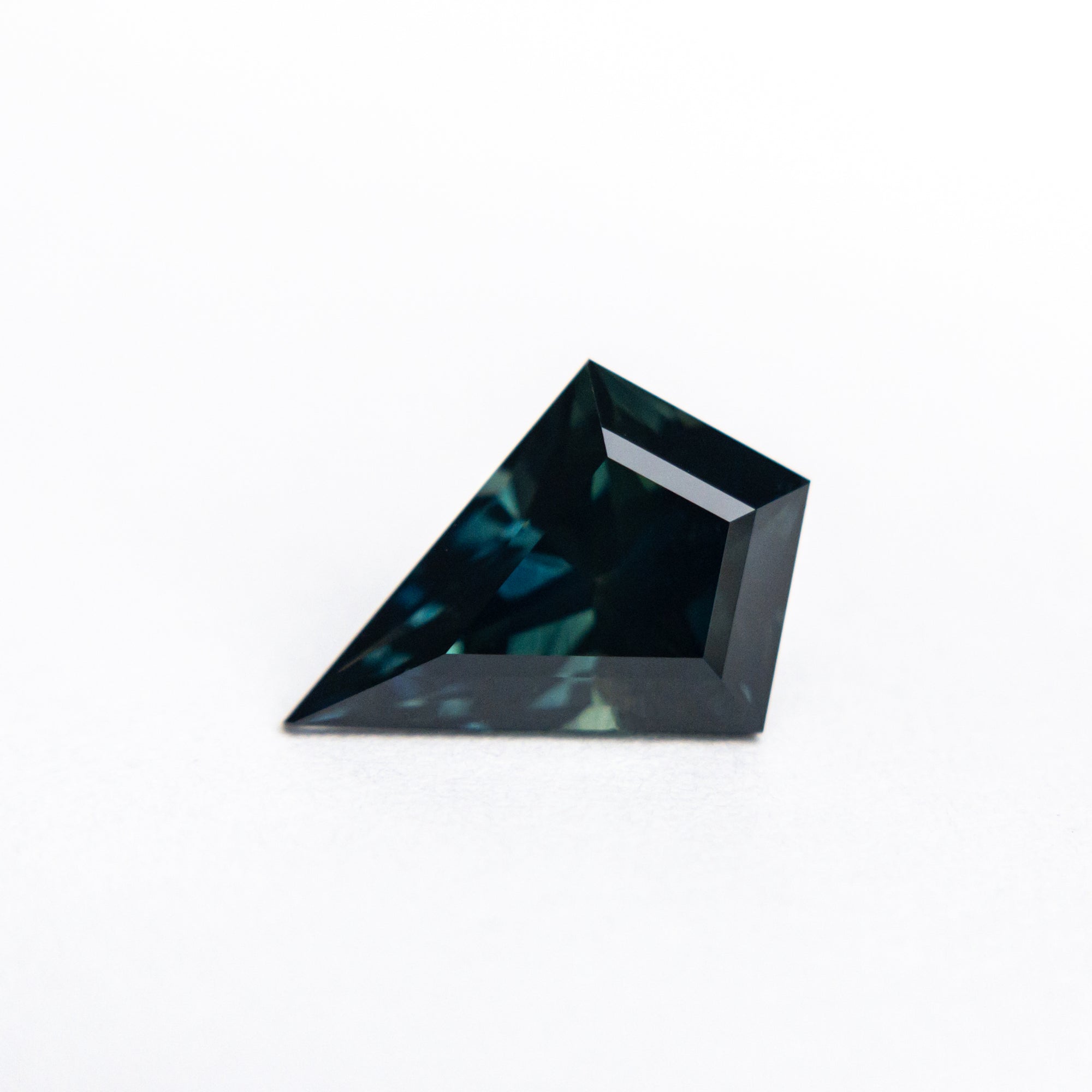 HOLD D13647 April 3rd 2025 1.46ct 9.56x6.81x4.43mm Kite Brilliant Sapphire 22268-05