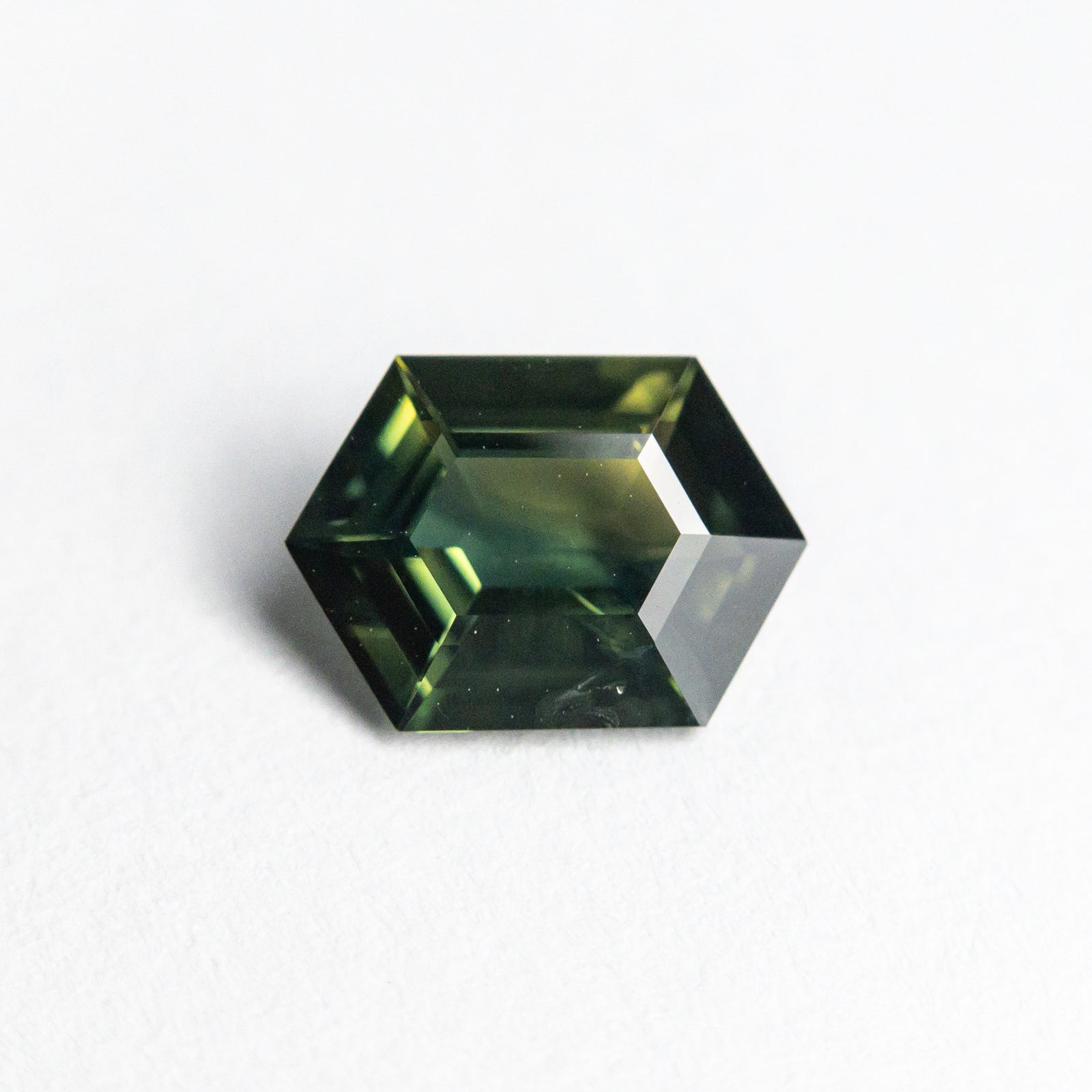 1.00ct 7.70x5.51x2.80mm Hexagon Step Cut Sapphire 22272-13