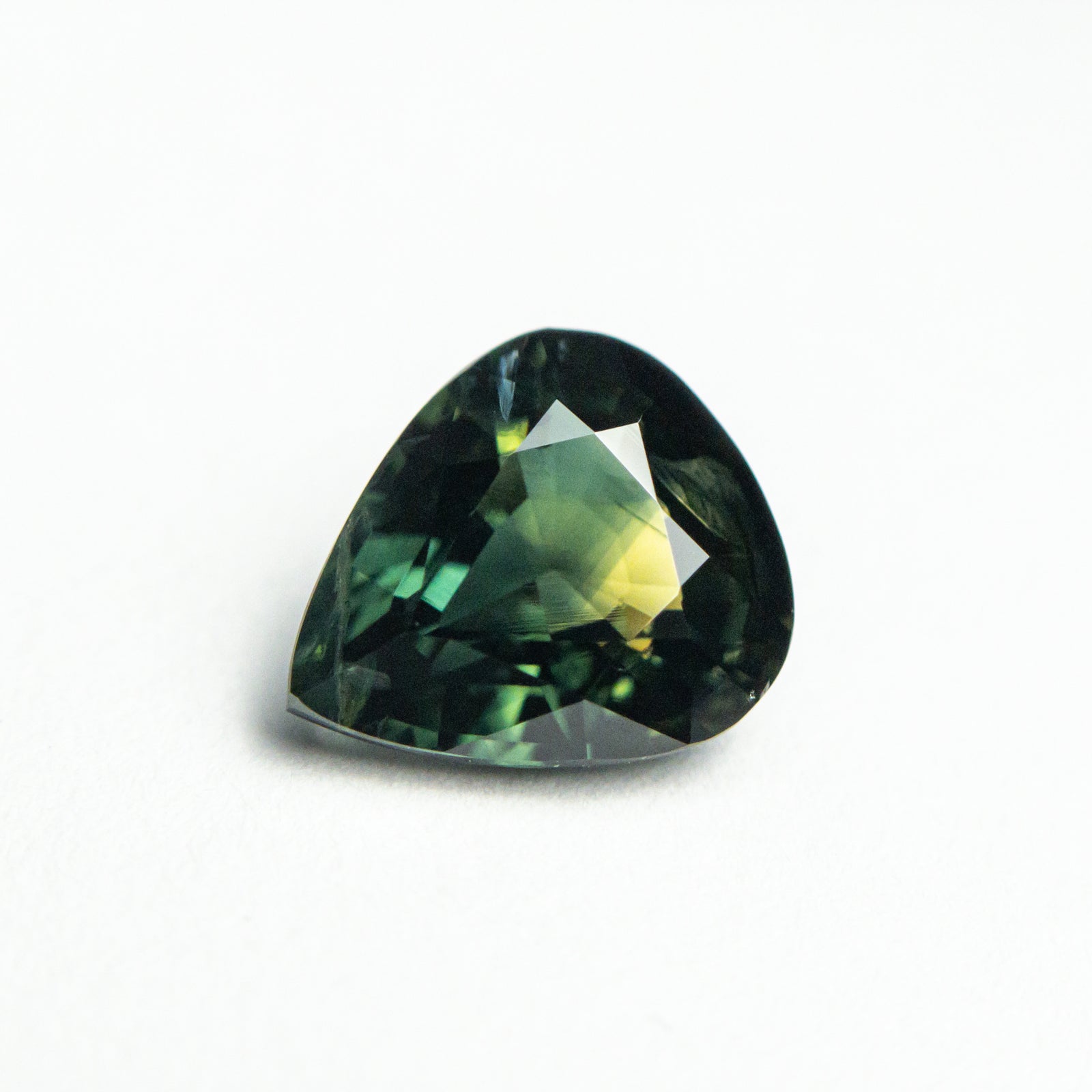 1.61ct 7.95x6.82x3.89mm Pear Brilliant Sapphire 22291-25