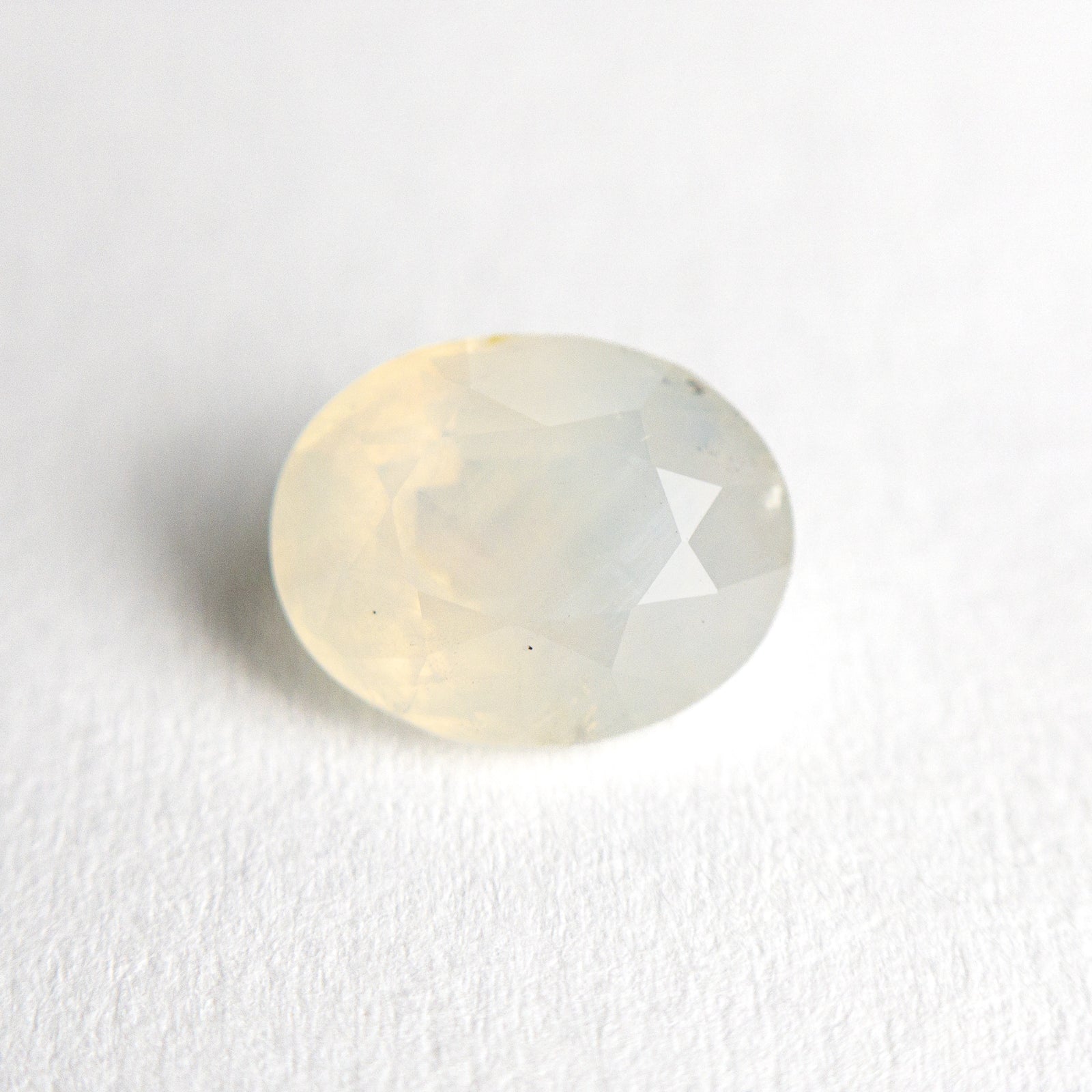 2.01ct 7.94x6.27x4.44mm Oval Brilliant Sapphire 22571-01