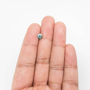 0.68ct 5.64x5.54x3.40mm Round Brilliant Sapphire 22698-04