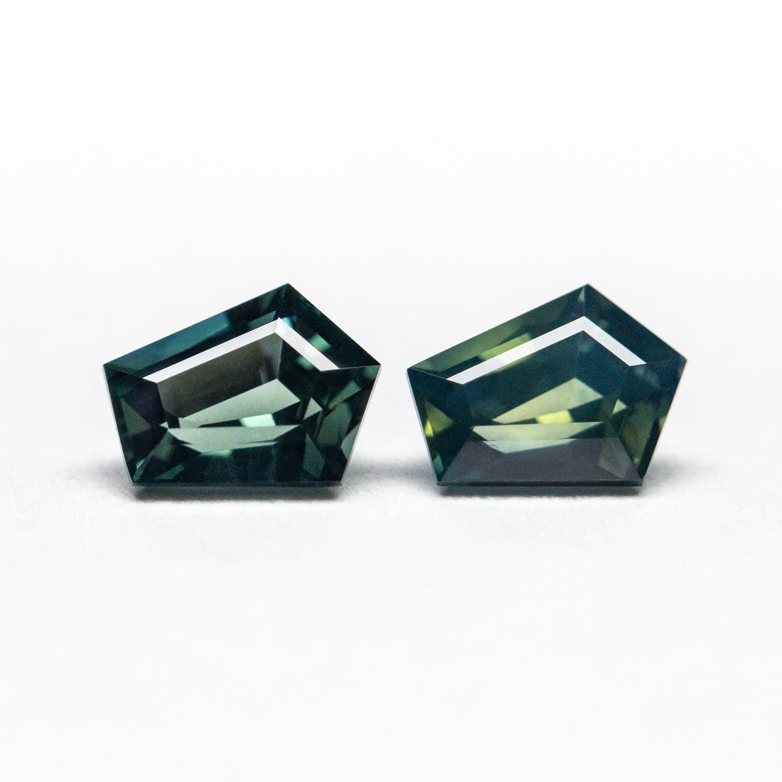 1.04cttw 2pc 5.42x4.33x2.92mm 5.53x4.31x2.95mm Pentagon Step Cut Sapphire Matching Pair 22768-24