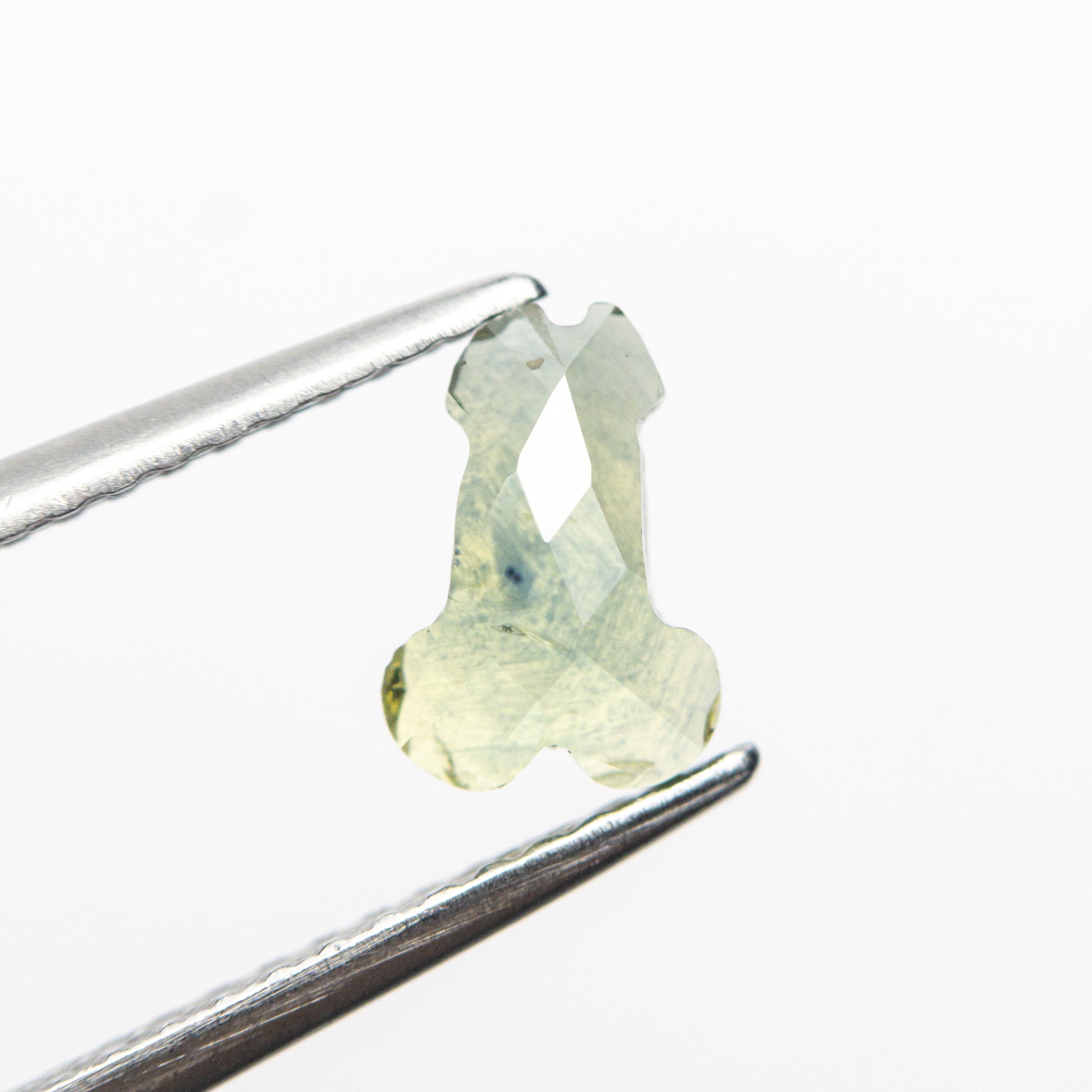 画材 Sapphire Genuine Coarse 363.40 Ct Natural Bi-Color Sapphire 69 x 43 mm Gemstone