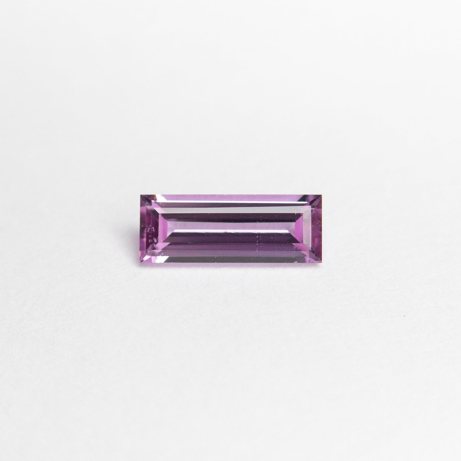 0.30ct 6.51x2.42x1.61mm Baguette Step Cut Sapphire 22851-01