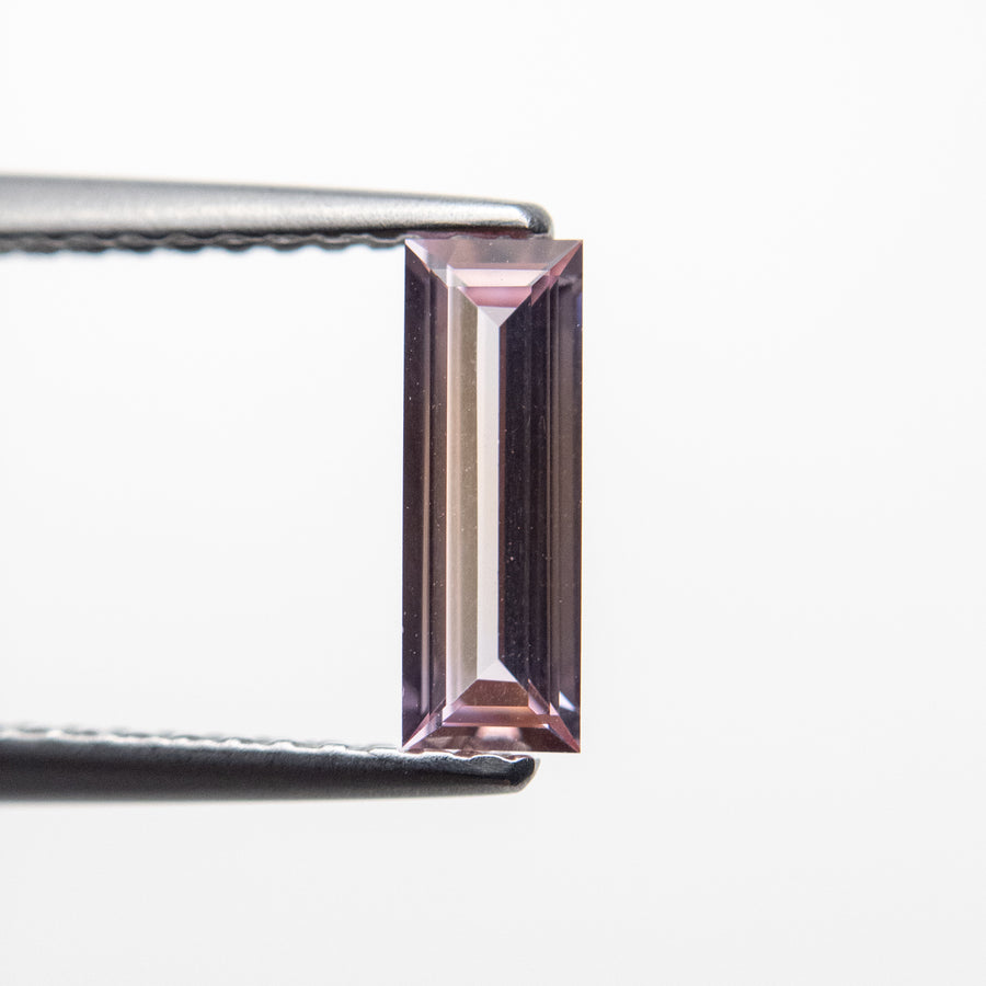 0.45ct 8.38x2.91x1.66mm Baguette Step Cut Sapphire 22874-01