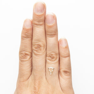 0.61ct 8.72x7.34x1.34mm Kite Portrait Cut Sapphire 22901-01