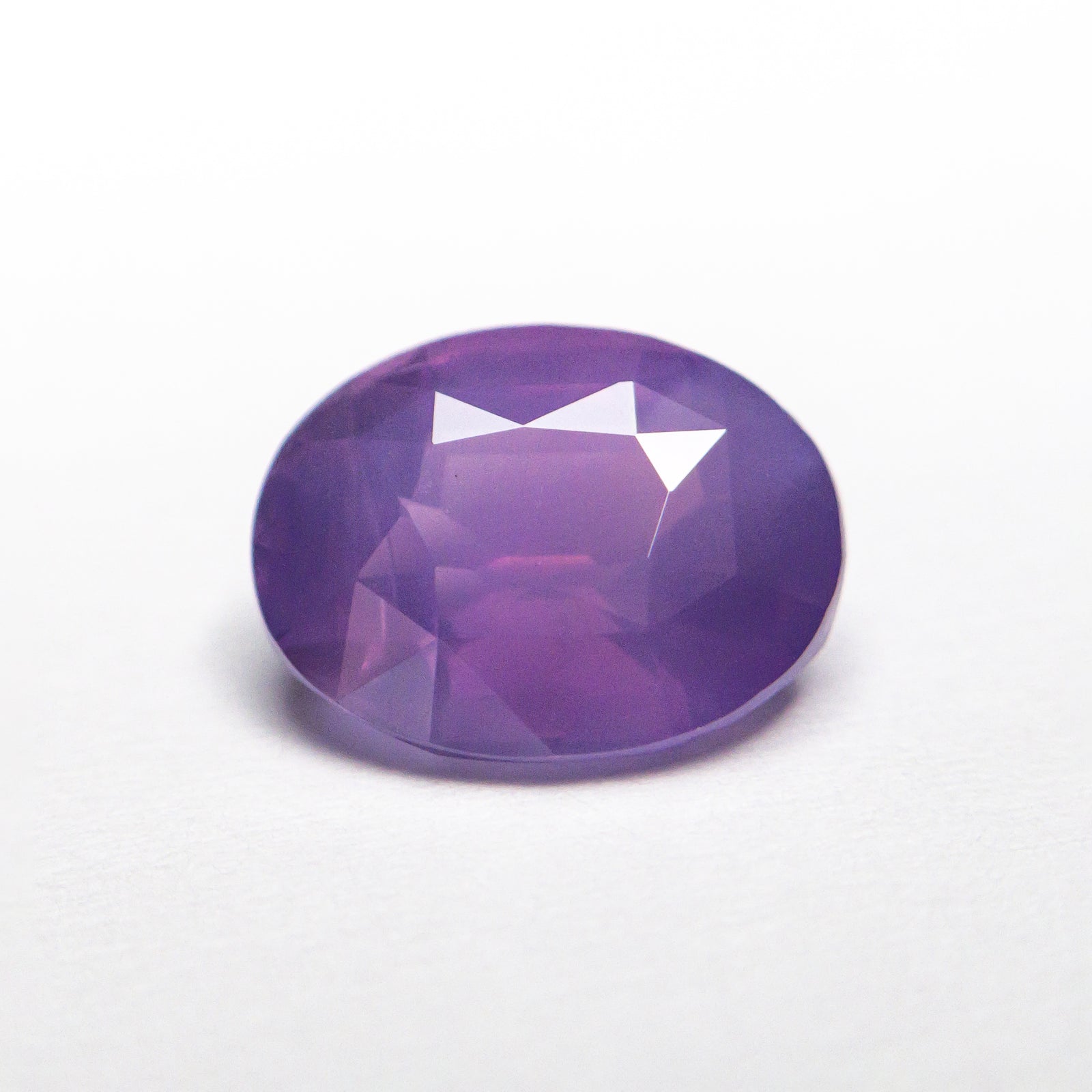 2.55ct 9.19x7.07x4.60mm Oval Brilliant Sapphire 22933-01