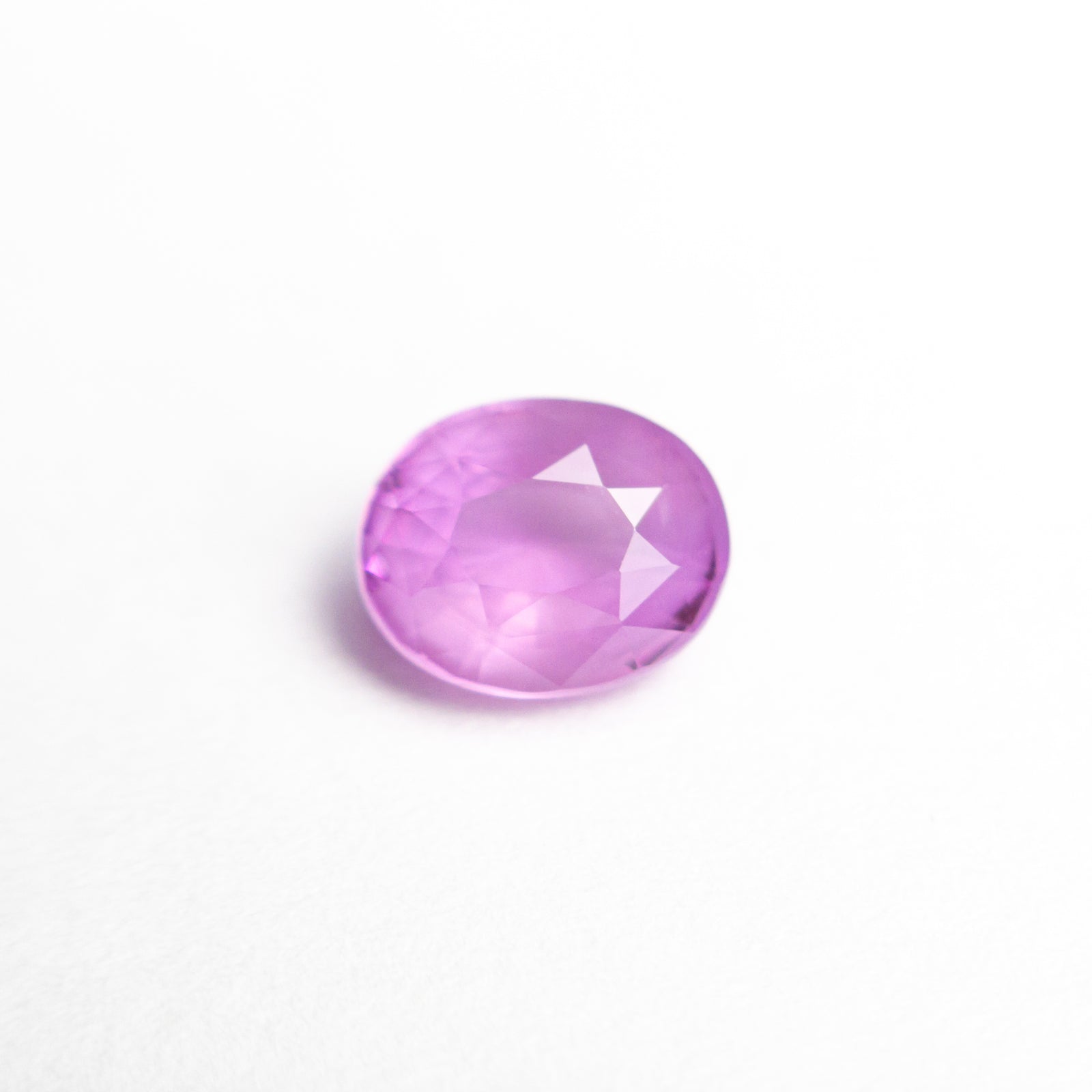 1.07ct 6.49x5.31x3.52mm Oval Brilliant Sapphire 23011-01