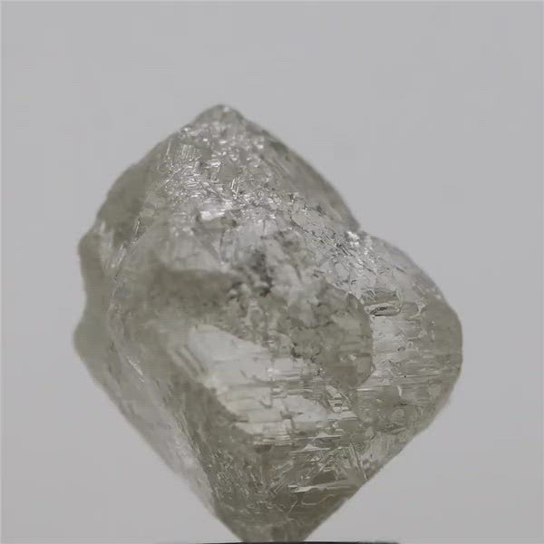 3.72ct Rough Diamond 21-21-21 🇨🇦
