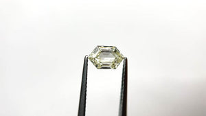 1.06ct 8.42x5.22x2.93mm VS2 N Hexagon Step Cut 19421-01