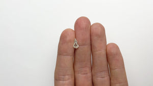 1.01ct 10.11x5.22x2.83mm VS2 M Geo Pear Step Cut 21946-01
