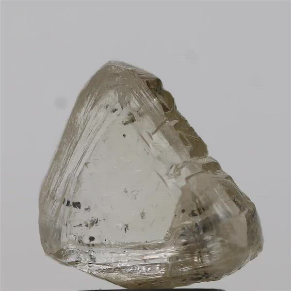 2.52ct Rough Diamond 22-21-21 🇨🇦